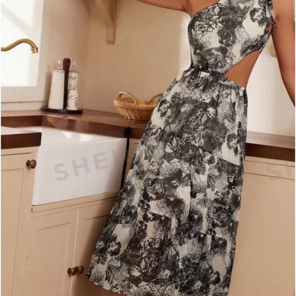 NWT COMMENSE dress - Picture 5 of 8